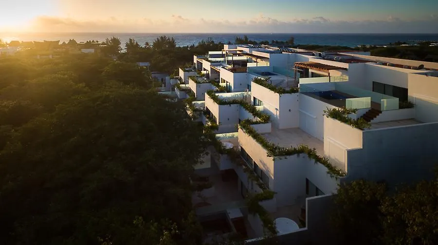 Apartment Luxurious 2Br Condo Surrounded By Nature By Happy Address